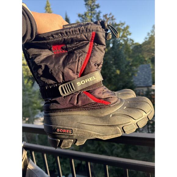 Sorel Womens Snow Boots Size 6 Red & Black With Insulated inserts, Slip On 01831 - Picture 13 of 16